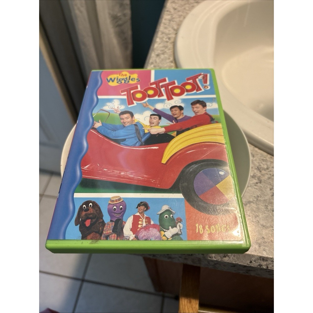 The Wiggles Toot Toot! DVD 2004 18 Songs Kids Music Show OOP FULLY TESTED
